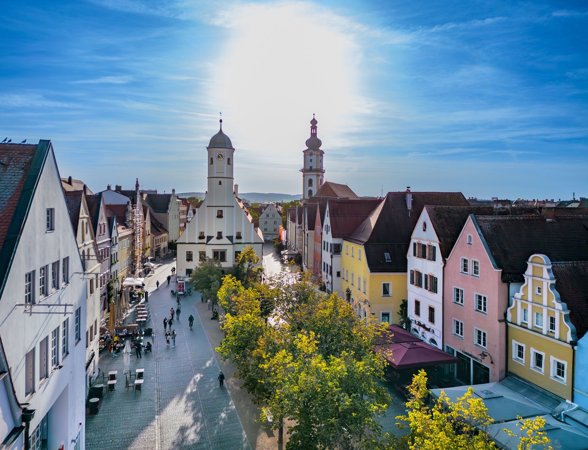 Das Alte Rathaus in Weiden von oben.