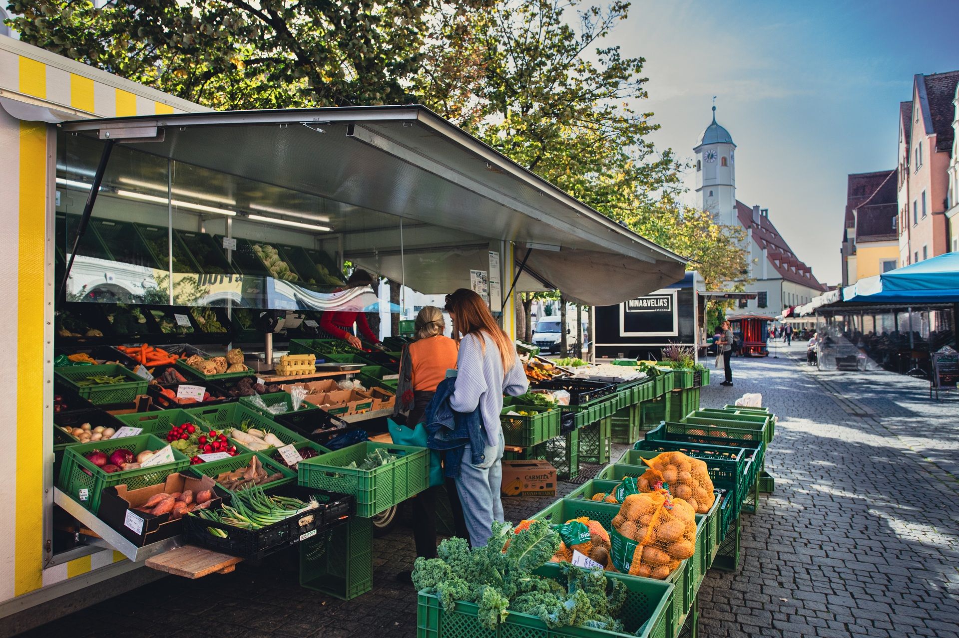 Wochen- und Bauernmarkt in Weiden